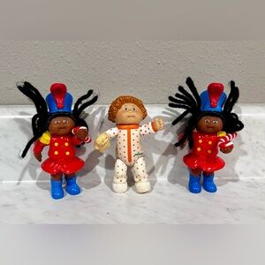 Vintage Cabbage Patch kids figurines